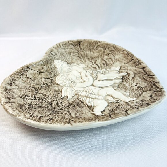 Italian Pottery Vintage Heart Plate Embossed Angel Cherubs *Your Choice* - Picture 8 of 9